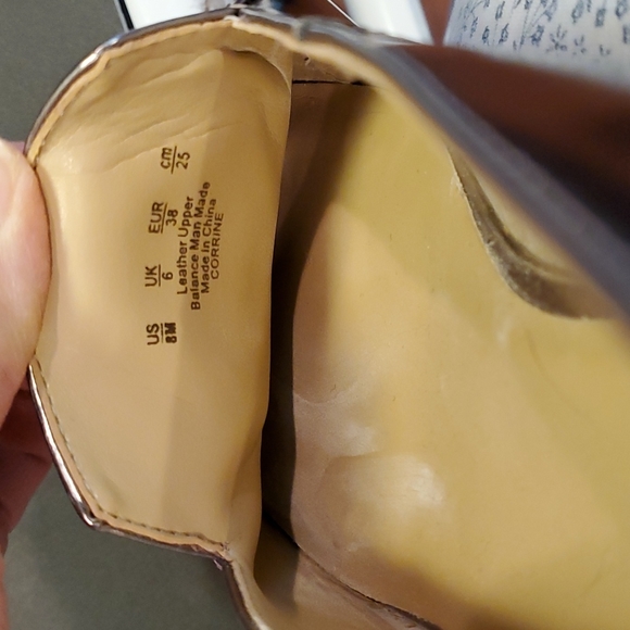 Naturalizer Women’s Slip-Ons•Bronze 8M•Leather Upper Upper•Like new - Picture 5 of 6